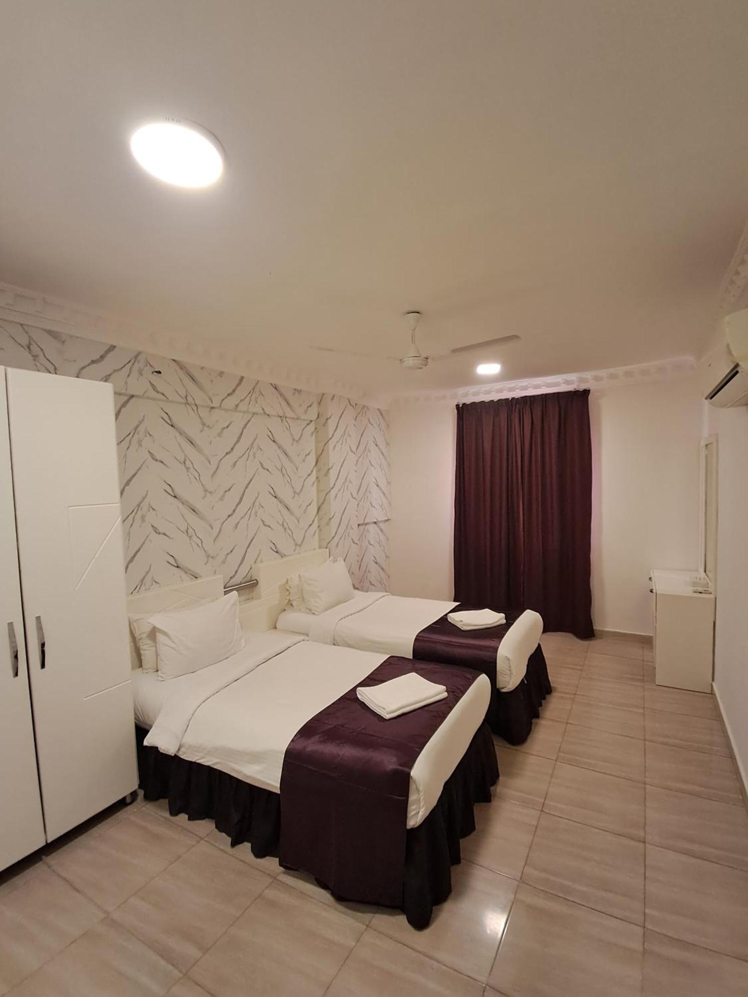 เกทเวย์ ซาลาลาห์ อพาร์ตเมนต์ Bed & Breakfast ภายนอก รูปภาพ