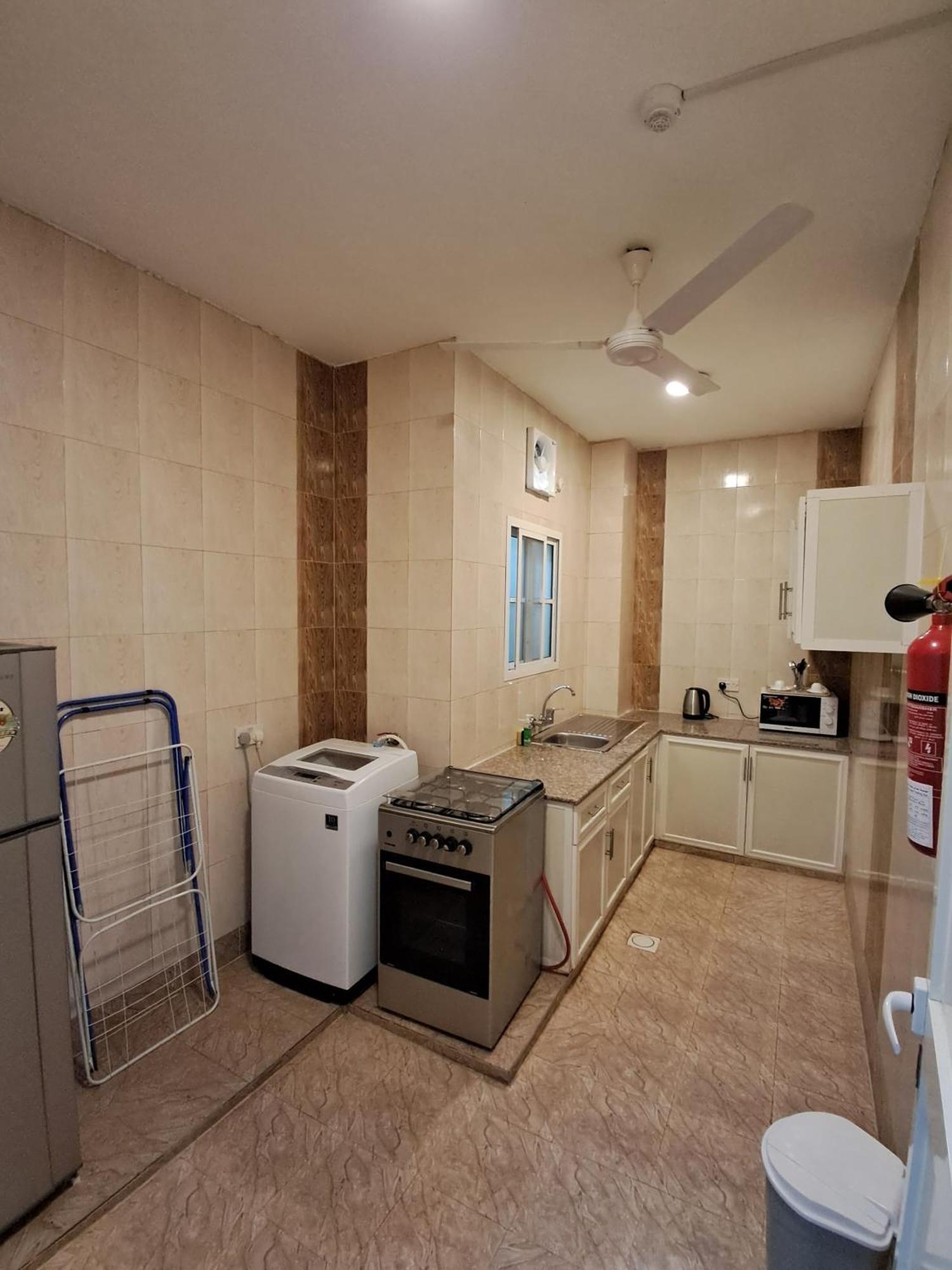 เกทเวย์ ซาลาลาห์ อพาร์ตเมนต์ Bed & Breakfast ภายนอก รูปภาพ